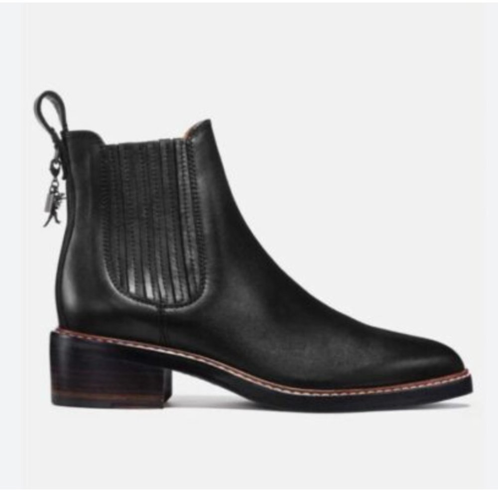 COACH Women's Bowery Boots in Black Leather with Charm - Lightly Used - Size 9.5